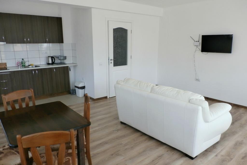 Aleksandrovo Apartments 外观 照片